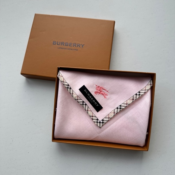 100% Authentic NWT Burberry Pink Tartan Scarf Handkerchief Made in Japan - Picture 2 of 5